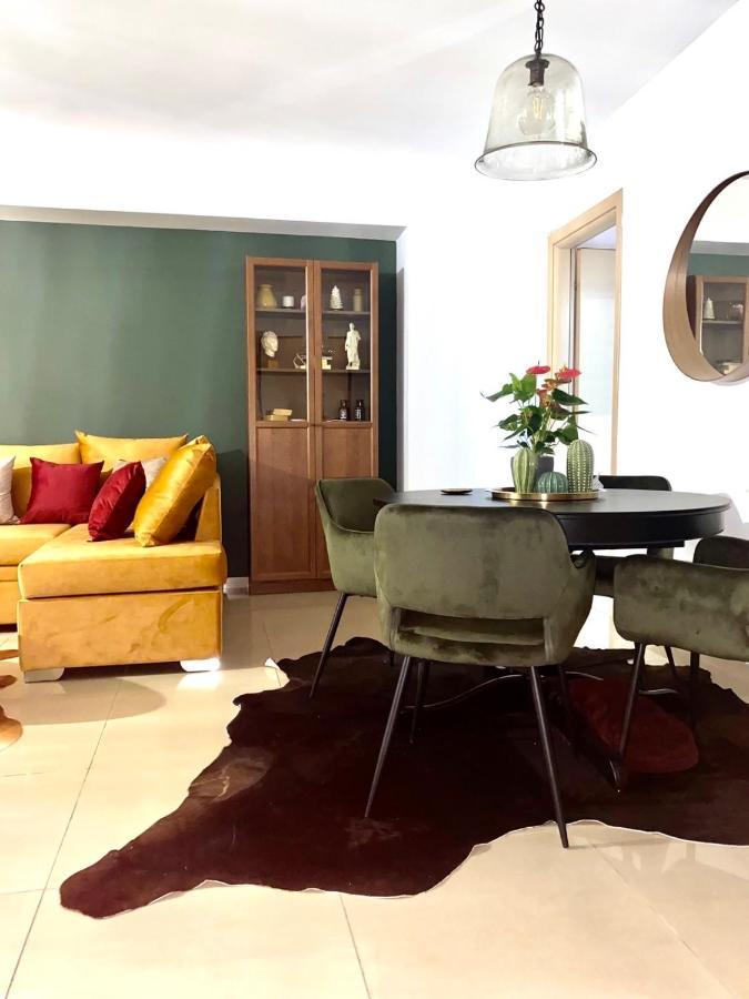 Little John Luxury Apartment Piraeus Exterior photo