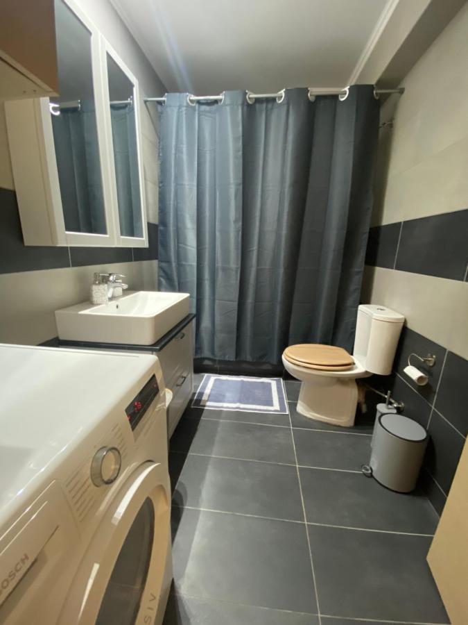 Little John Luxury Apartment Piraeus Exterior photo
