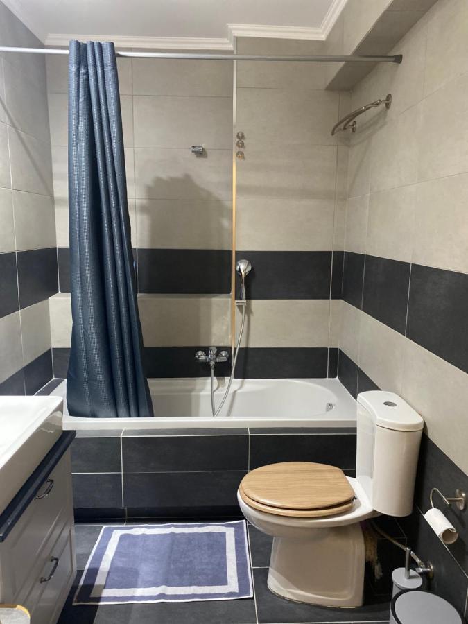 Little John Luxury Apartment Piraeus Exterior photo