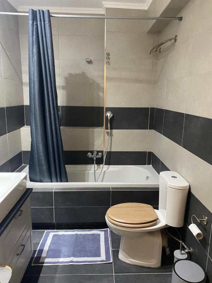 Little John Luxury Apartment Piraeus Exterior photo